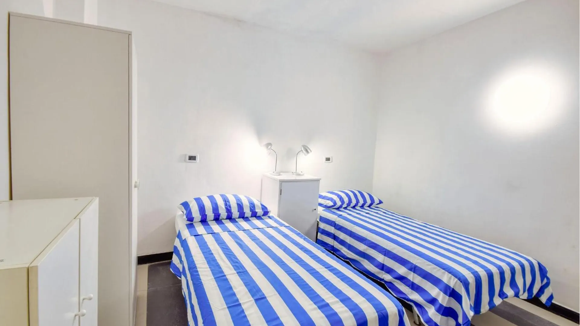 Cozy Apartment In Genova With Kitchen 0*, Genoa Italy